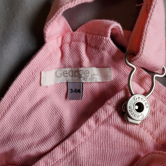 Pink Denim Overall Shorts 3-6 months - Picture 3 of 3